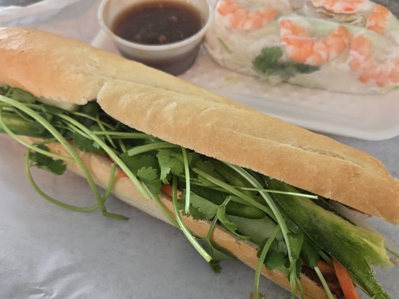 Baguette Deli food